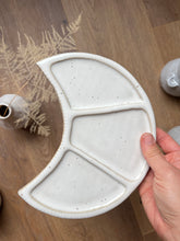 Load image into Gallery viewer, Moon paint palette Large 01