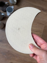 Load image into Gallery viewer, Moon paint palette Rustic Medium