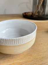 Load image into Gallery viewer, Ceramic bowl engraved