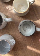 Load and play video in Gallery viewer, Ceramic mug engraved 01