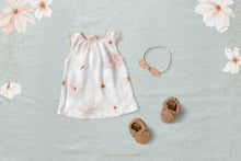 Load image into Gallery viewer, Colors of Spring watercolors