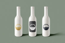 Load image into Gallery viewer, De Novembre font Skyla design