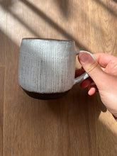 Load image into Gallery viewer, Ceramic mug engraved 03

