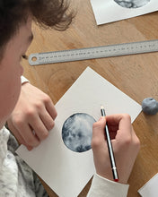 Load image into Gallery viewer, Sacred Moon watercolor workshop Arnhem (Zondag 21 April, 14:00 - 16:30)
